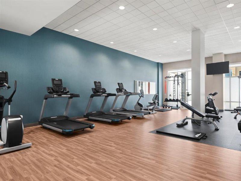Hampton Inn & Suites Kelowna, British Columbia, Canada Dış mekan fotoğraf